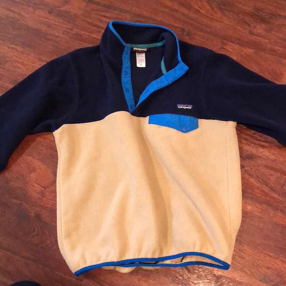 Men’s blue and cream synchilla sweatshirt